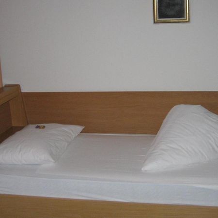 Hotel Garni Kofler Tirolo Esterno foto