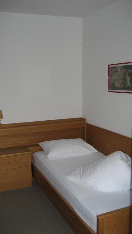 Hotel Garni Kofler Tirolo Esterno foto